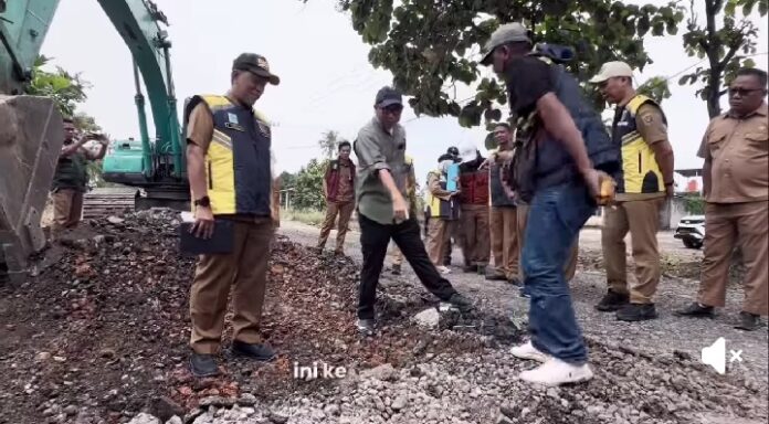 Gubernur Lampung Tinjau Jalan Gunung Batin Daya Murni