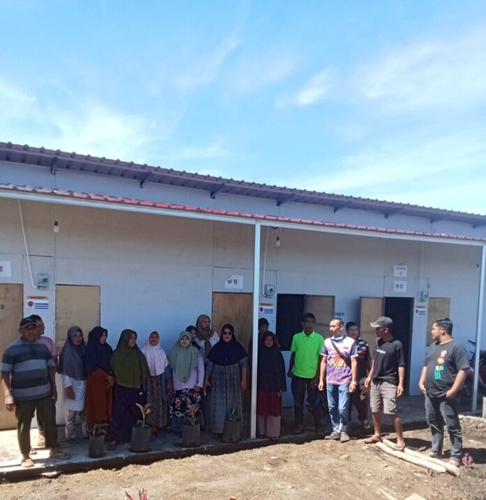 Sutan Nasomal Soroti Huntara Bener Meriah, Belum Layak Dihuni