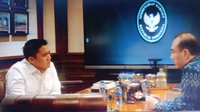Seskab Teddy Dorong Kesejahteraan Pengemudi Online