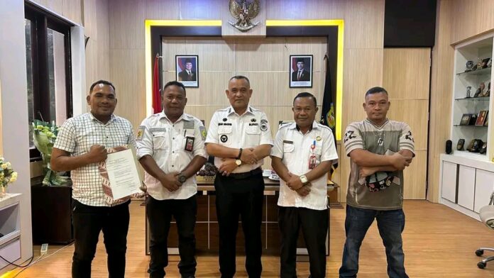 ‎Rajut Mimpi Generasi Muda Bupolo, Bupati Buru Ikram Umasugi Dukung Penuh Cabang Olahraga Tinju