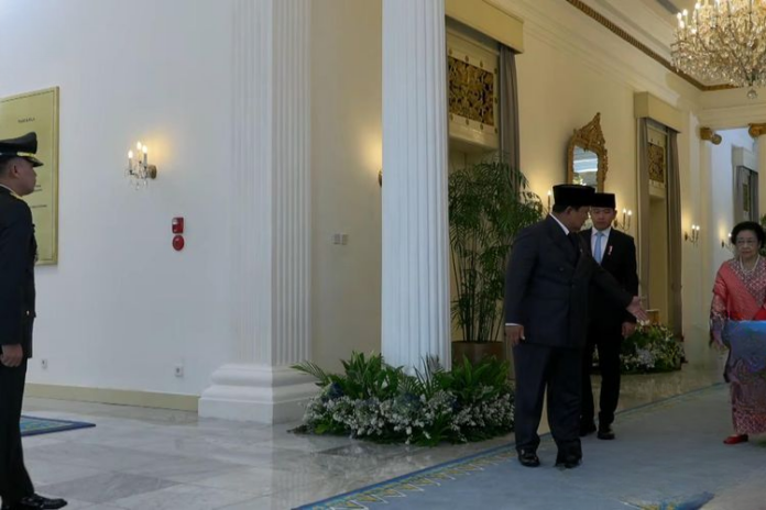 Megawati Pilih di Belakang saat Menuju Mimbar Upacara Pancasila