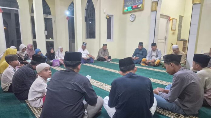 Kapolres Batu Bara menggelar pengajian dan santunan anak yatim