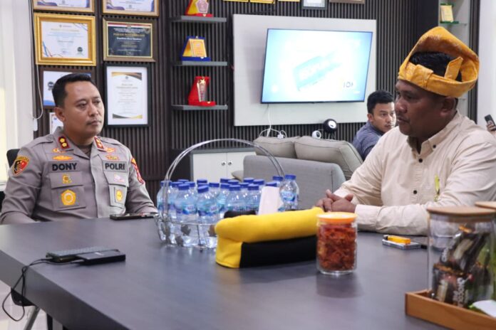 Kapolres Batu Bara menerima audiensi Majelis Kedatukan Melayu Kabupaten Batu Bara